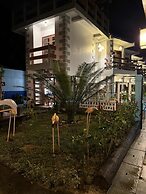 Ferellee Beachfront Inn