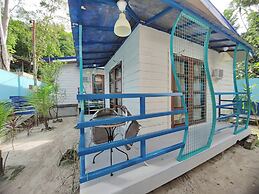 Ferellee Beachfront Inn