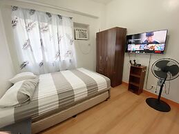 Happy Stay at Trees Residences