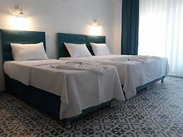 ADA KEKİĞİ PANSİYON