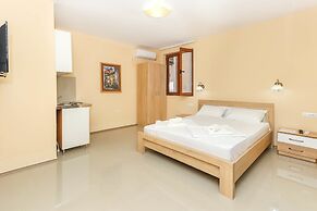 Jovan Apartments