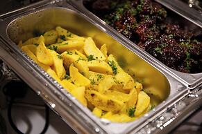 Hanoi Fiesta Central Hotel and Spa