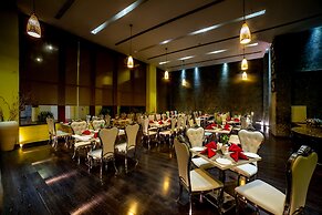 Ramada by Wyndham Jaipur Jaisinghpura