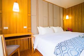 Lanna Thaphae Hotel