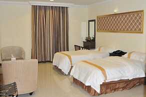 Dream Inn Hotel and Suites