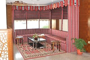 Dream Inn Hotel and Suites