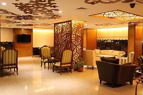 Dream Inn Hotel and Suites