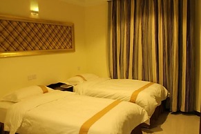 Dream Inn Hotel and Suites