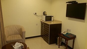 Dream Inn Hotel and Suites