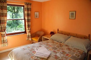 Cwm Irfon Lodge Cottages