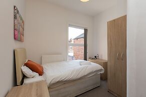 Townhouse @ 27 Electricity St Crewe