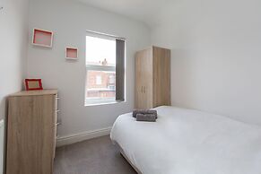 Townhouse @ 27 Electricity St Crewe