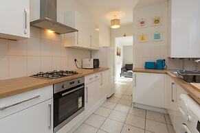 Townhouse @ 27 Electricity St Crewe