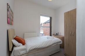Townhouse @ 27 Electricity St Crewe