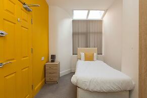 Townhouse @ 27 Electricity St Crewe