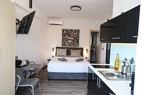 Triple A - Evripidou 36