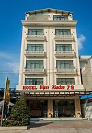 Hotel Van Xuan 79