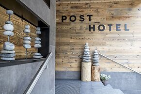 Post Hotel