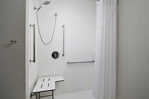 Holiday Inn Express & Suites Brunswick by IHG
