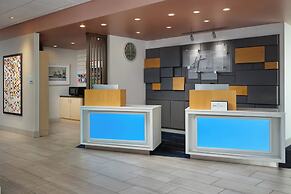 Holiday Inn Express & Suites Brunswick by IHG