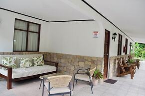 Hotel Playa Espadilla y Gardens