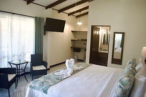 Hotel Playa Espadilla y Gardens