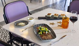 Planet Hollywood Adult Scene Cancun, An Autograph Collection All Inclu