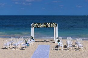 Planet Hollywood Adult Scene Cancun, An Autograph Collection All Inclu