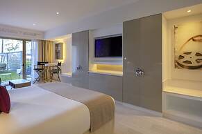 Planet Hollywood Adult Scene Cancun, An Autograph Collection All Inclu