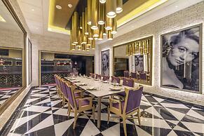 Planet Hollywood Adult Scene Cancun, An Autograph Collection All Inclu