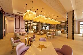 Planet Hollywood Adult Scene Cancun, An Autograph Collection All Inclu