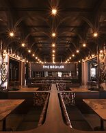 Planet Hollywood Adult Scene Cancun, An Autograph Collection All Inclu