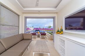 Planet Hollywood Adult Scene Cancun, An Autograph Collection All Inclu