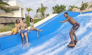 Planet Hollywood Adult Scene Cancun, An Autograph Collection All Inclu