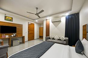 Hotel Akshat by Kelvish Hotel