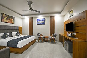 Hotel Akshat by Kelvish Hotel