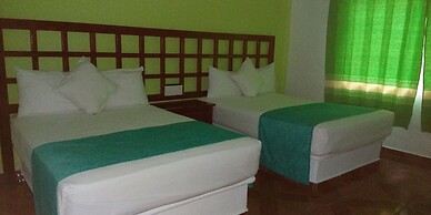 Hotel D Abril