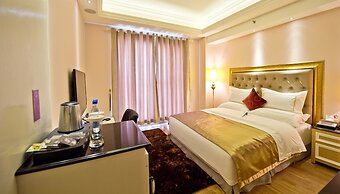 The Royal Pinnacle Hotel