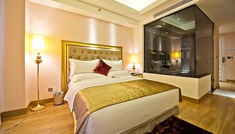 The Royal Pinnacle Hotel