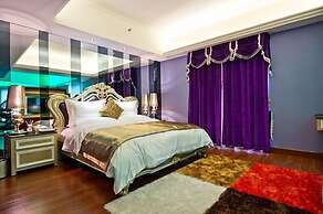 The Royal Pinnacle Hotel