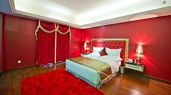 The Royal Pinnacle Hotel