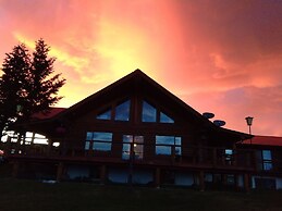 Cariboo Log Guest House