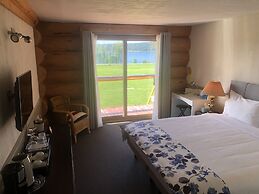 Cariboo Log Guest House