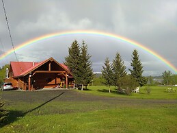 Cariboo Log Guest House