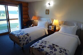 Cariboo Log Guest House