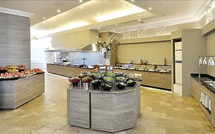 Ladonia Hotels Adakule