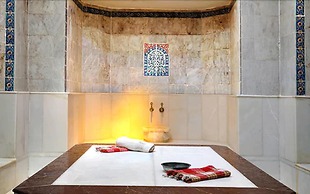 Ladonia Hotels Adakule