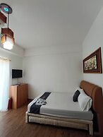 Ania Rooms