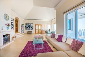 Villa La Terrasse - Palheiro Village