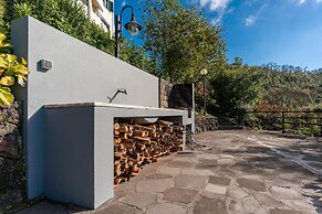 Atlantic Ocean Apartment